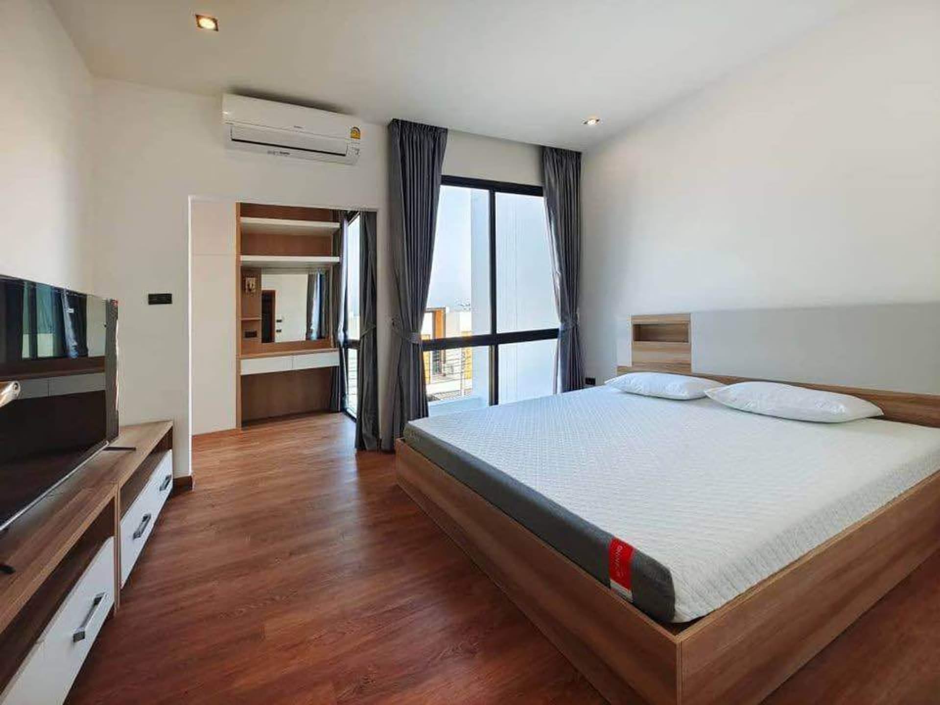 4 ห้องนอน ทาวน์เฮ้าส์ สำหรับ ขาย ใน San Sai - Image 17