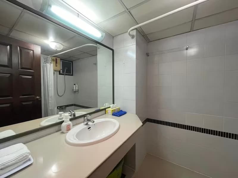 Condo for Sale at Hillside 3