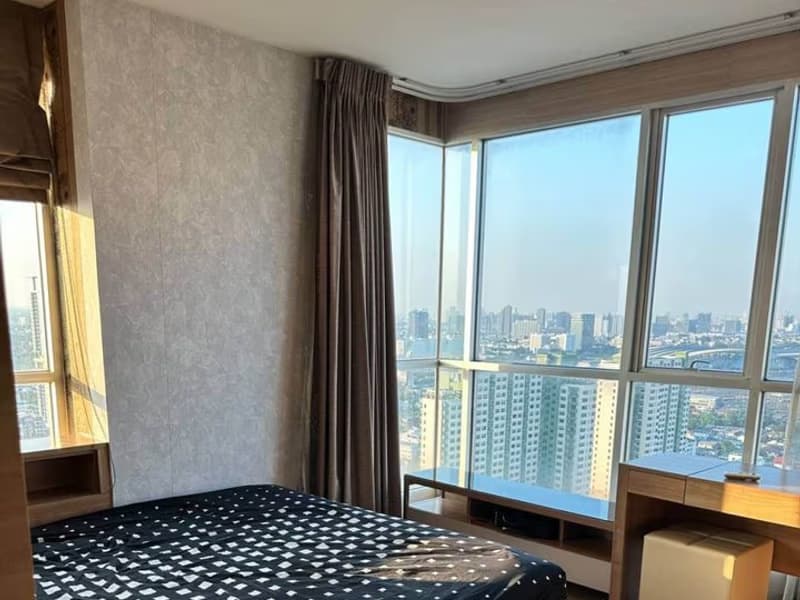 2 Bed Condo for Sale in Phaya Thai