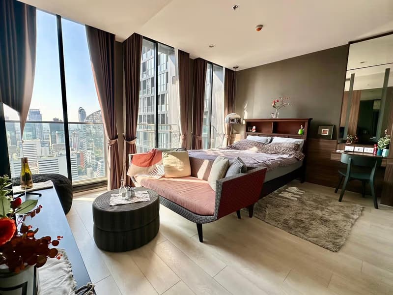 Condo for Rent at Noble Ploenchit