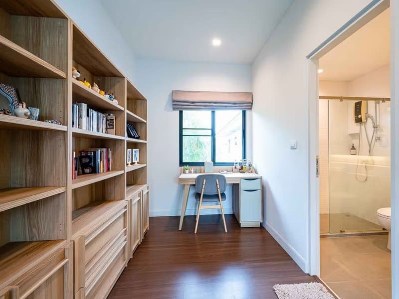 Single house for sale Burasiri Village Ring Road-On Nut