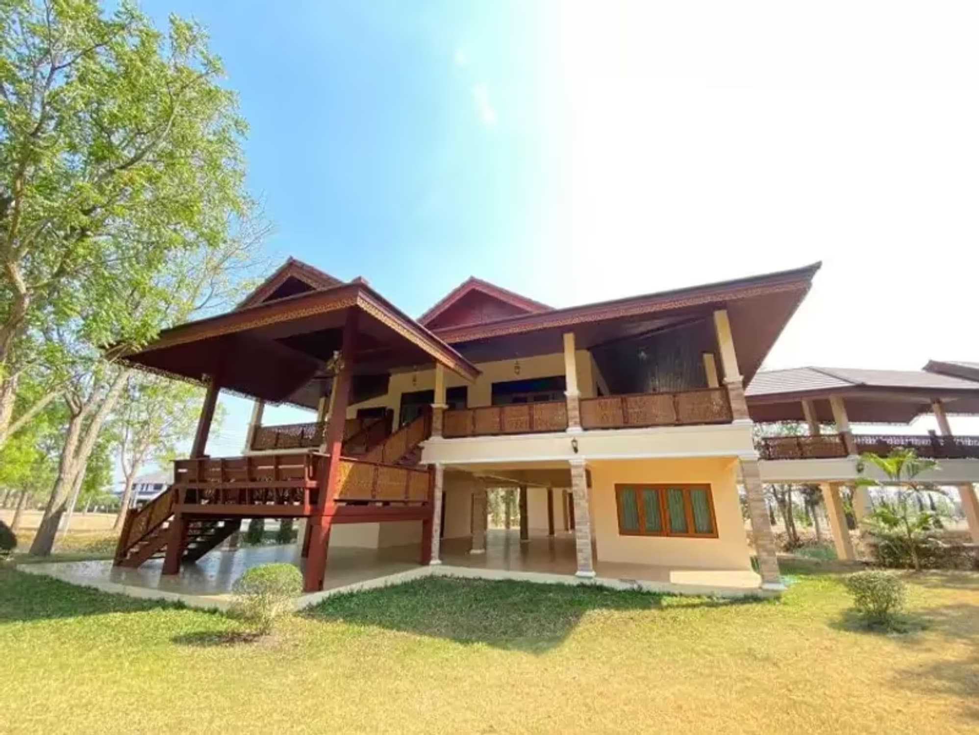 5 Bedroom House - Image 9