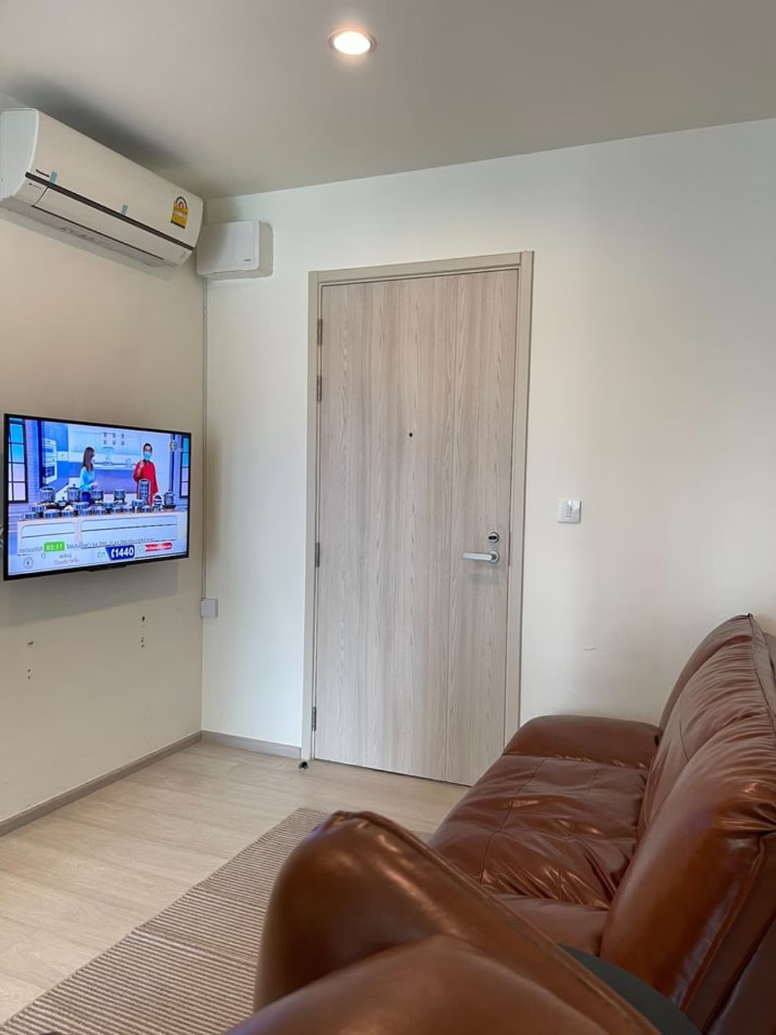 Condo for Rent at Life Asoke - Image 3