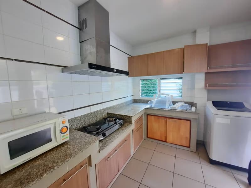 4 Bed House for Rent in Mueang Chiang Mai