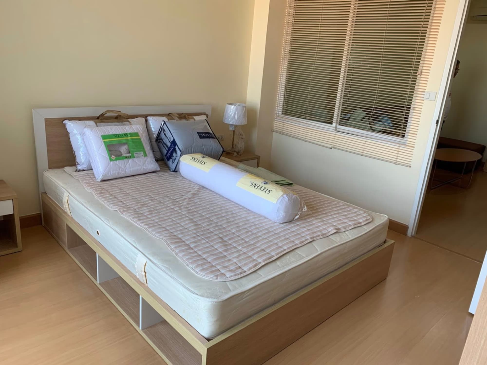 1 Bed Condo for Sale in Huai Khwang - Image 20