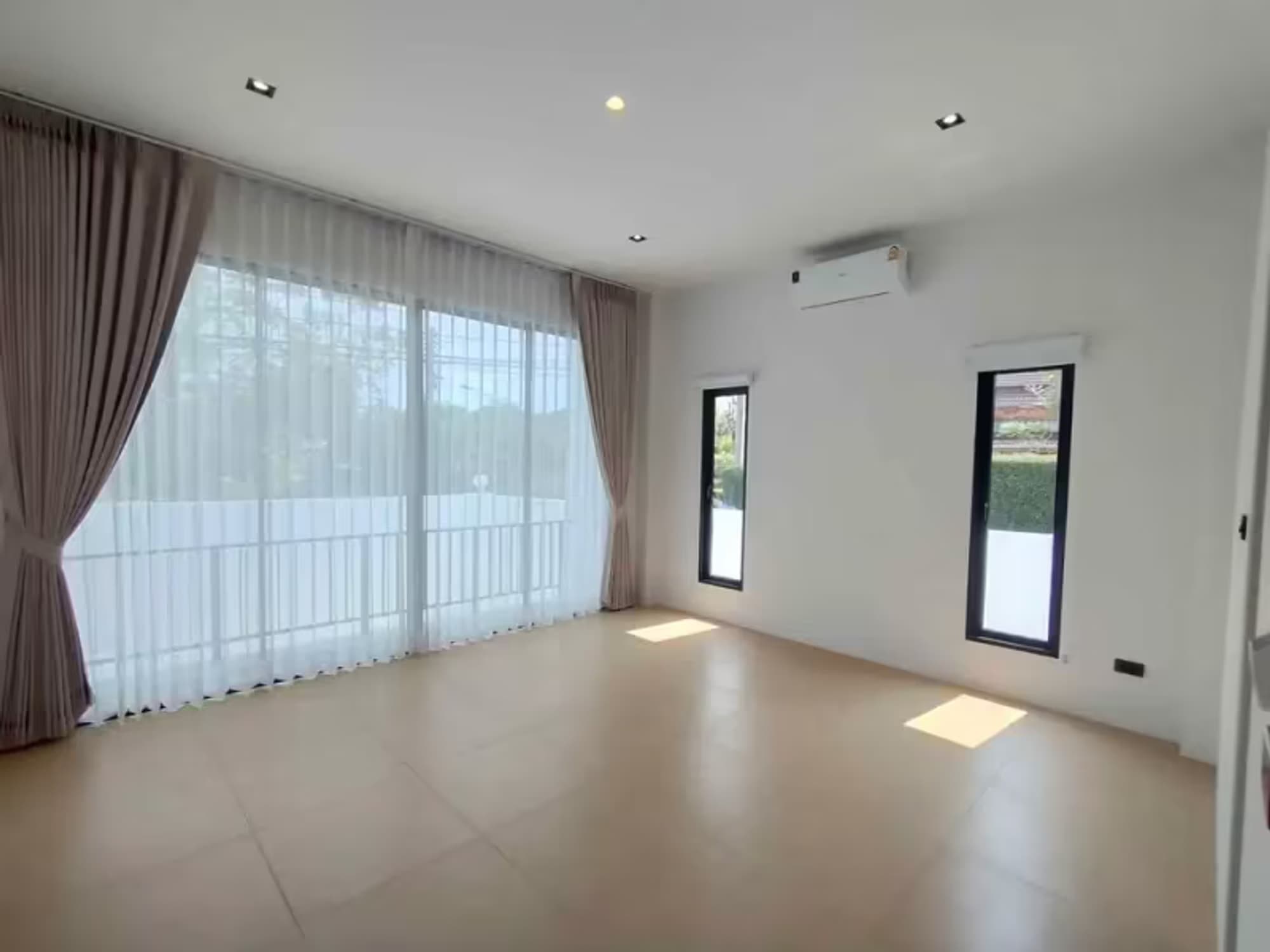 3 Bedroom House - Image 3