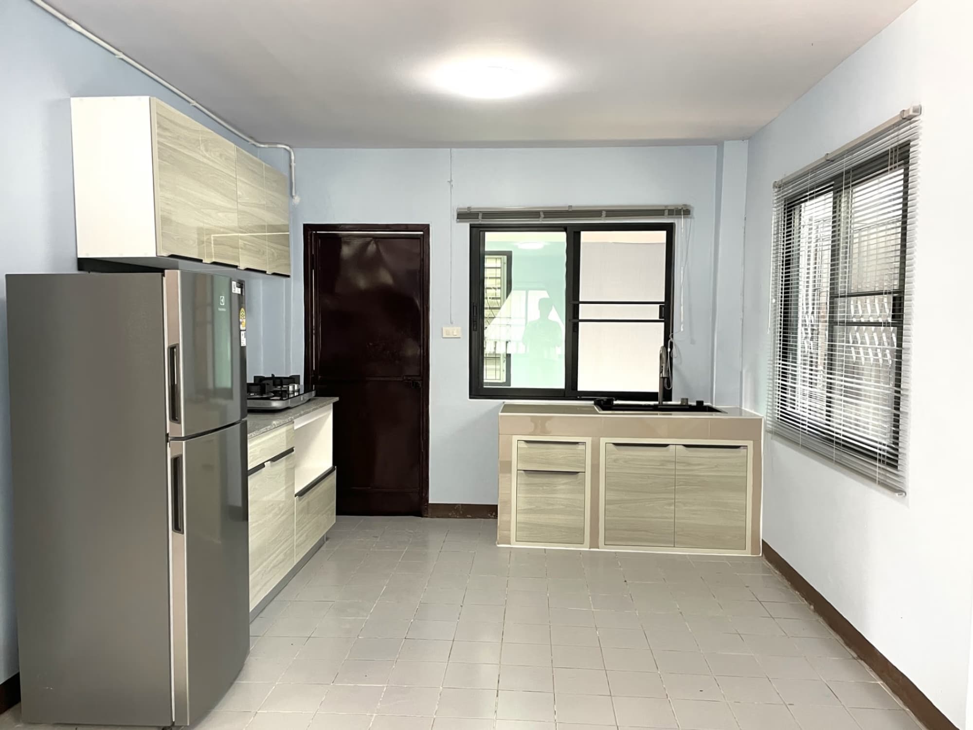 3 Bed House for Rent in Hang Dong - Image 3