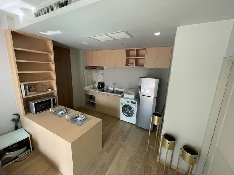 Condo for Rent at Noble Refine