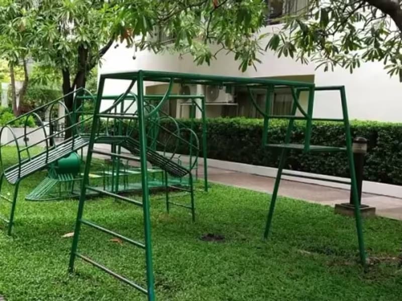 1 Bedroom Condo