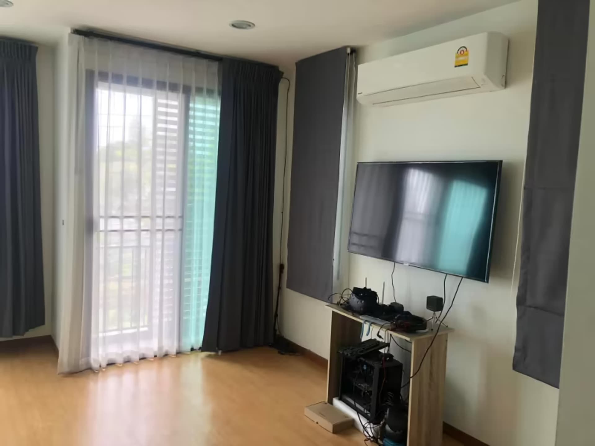 3 Bedroom House - Image 10