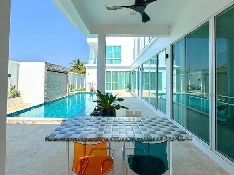 5 Bed House for Rent and Sale in San Sai District