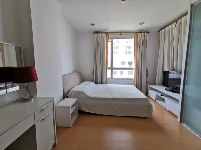 1 Bed Condo for Rent  Near Ekkamai BTS