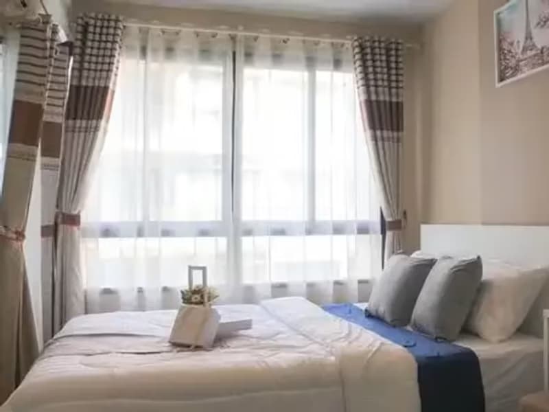 1 Bedroom Condo