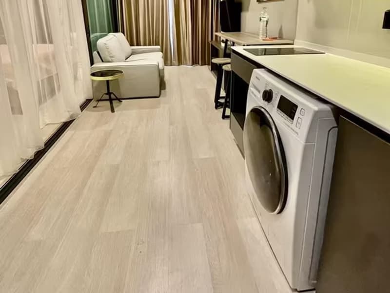 1 Bedroom Condo For Rent: Venio Sukhumvit 10