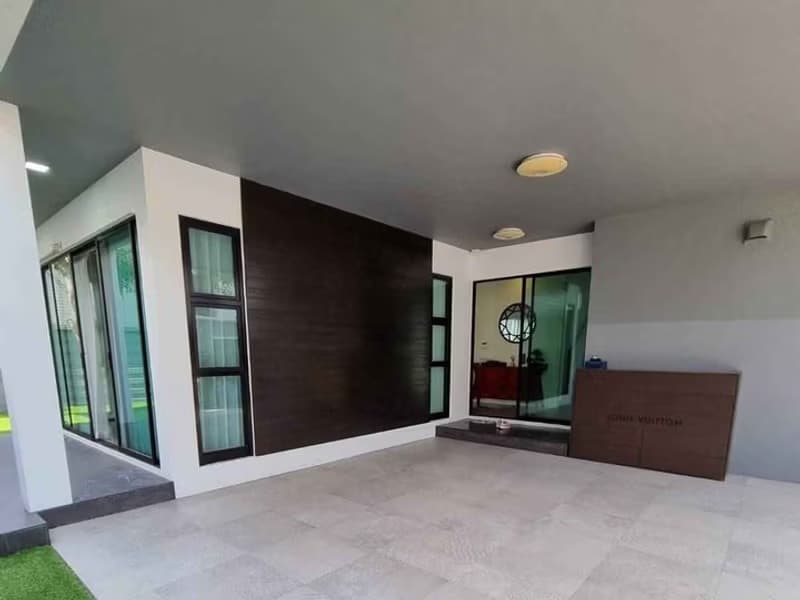  House for Rent, Sale at Baan Lumpini Suan Luang Rama 9