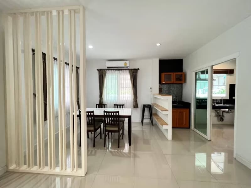 3 Bed House for Rent in Saraphi