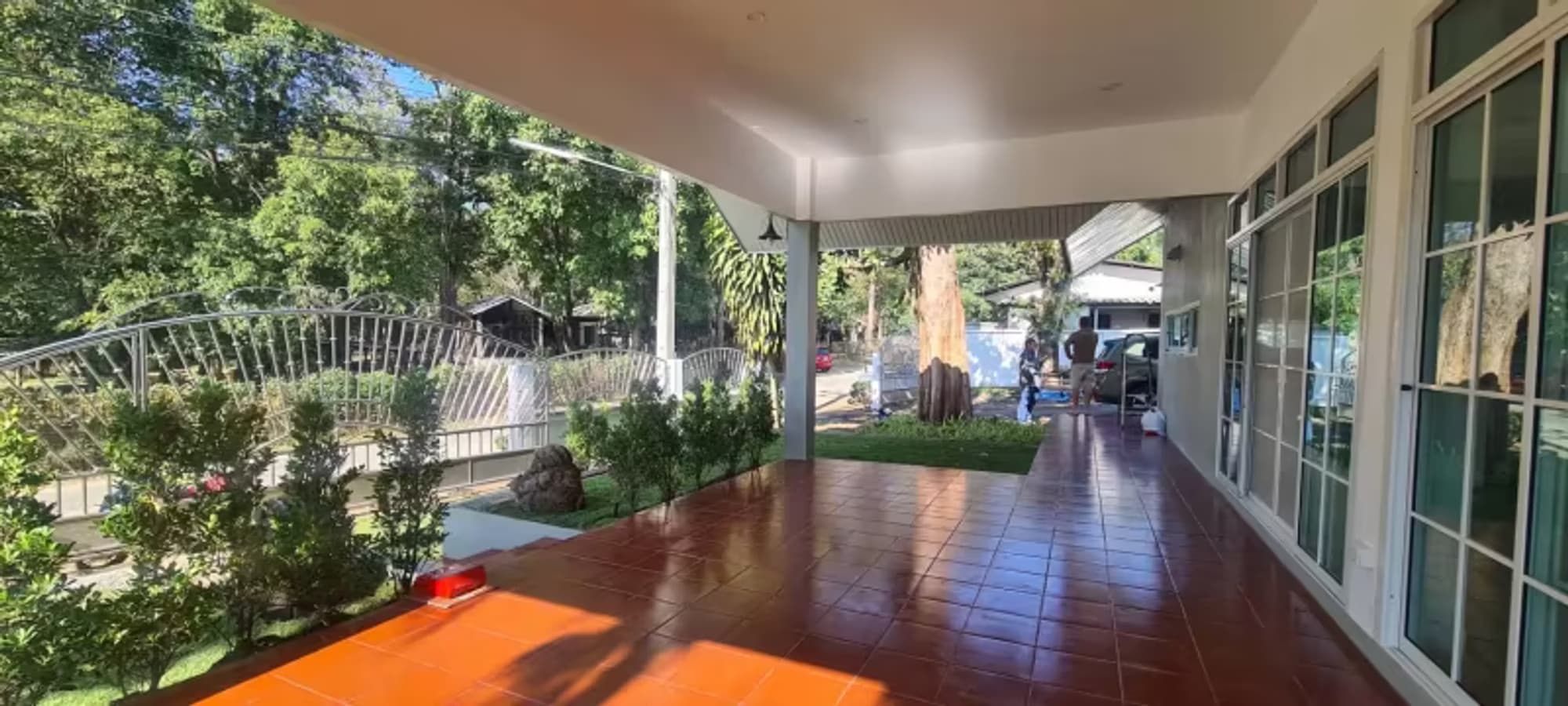 4 Bedroom House - Image 3