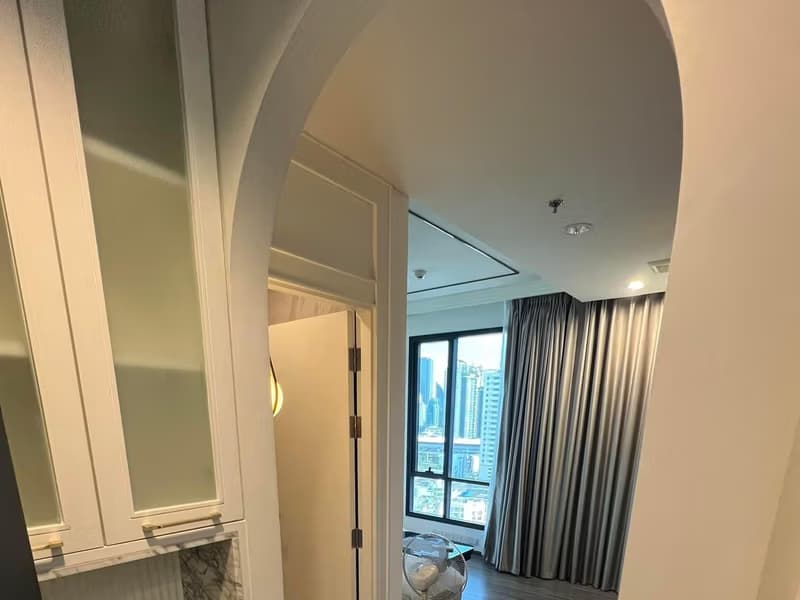 1 Bed Condo for Sale in Ratchathewi