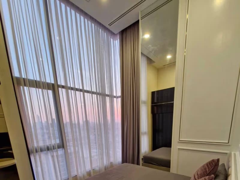 2 Bed Condo for Sale in Ratchathewi