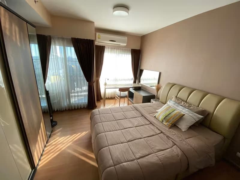 1 Bedroom Condo