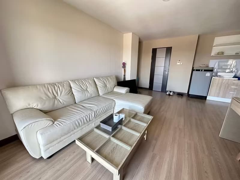 1 Bedroom Condo