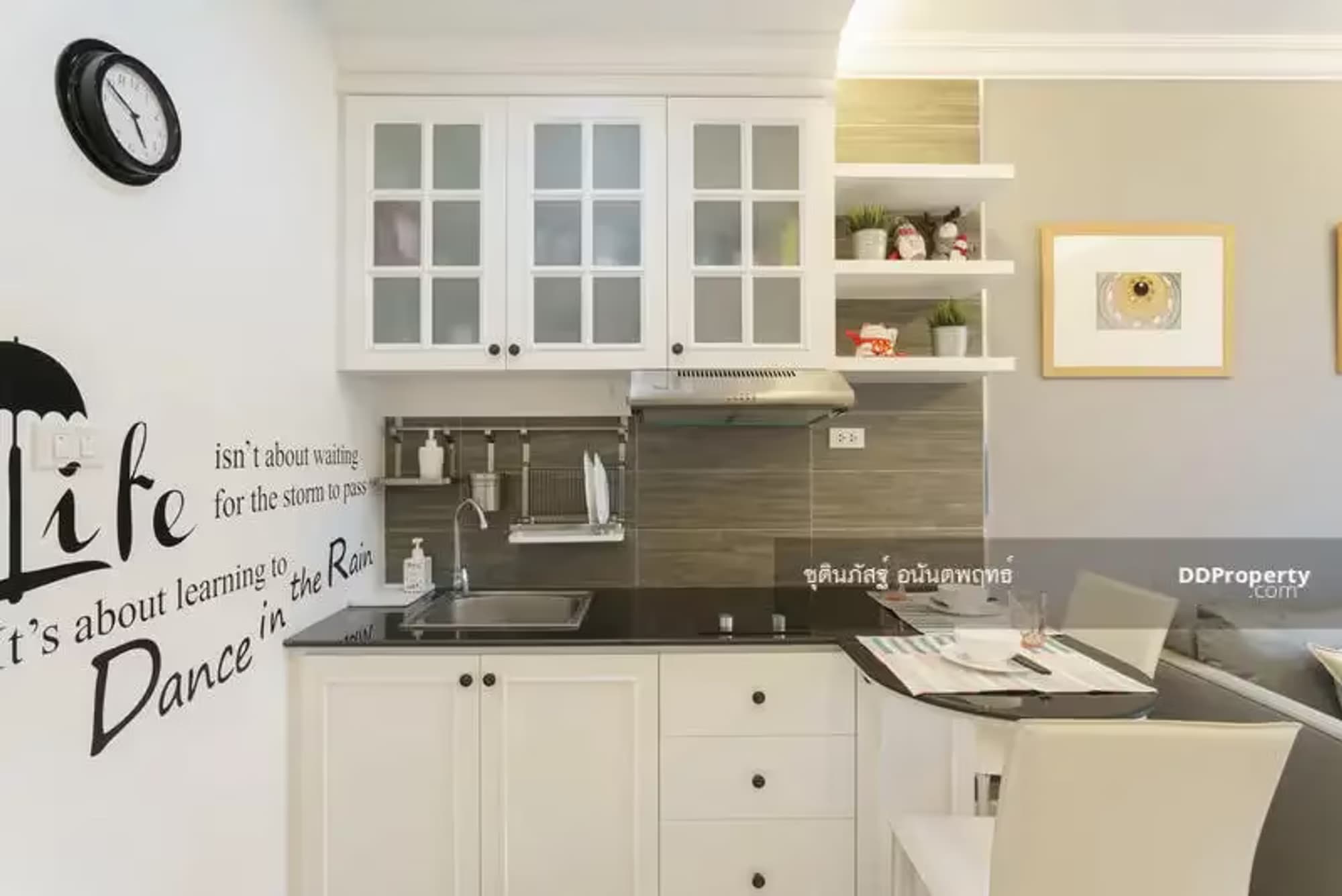 1 Bedroom Condo - Image 8