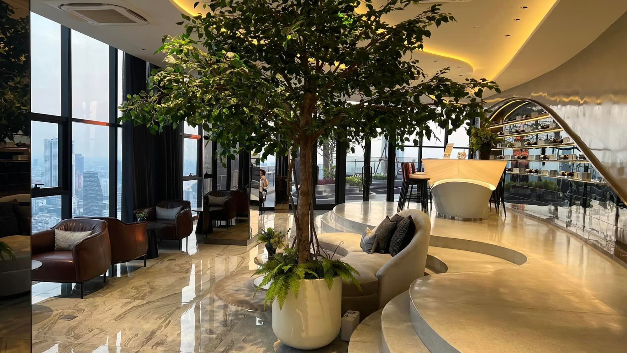 1 Bed Condo for Rent and Sale  Near Hua Lamphong MRT - Image 14