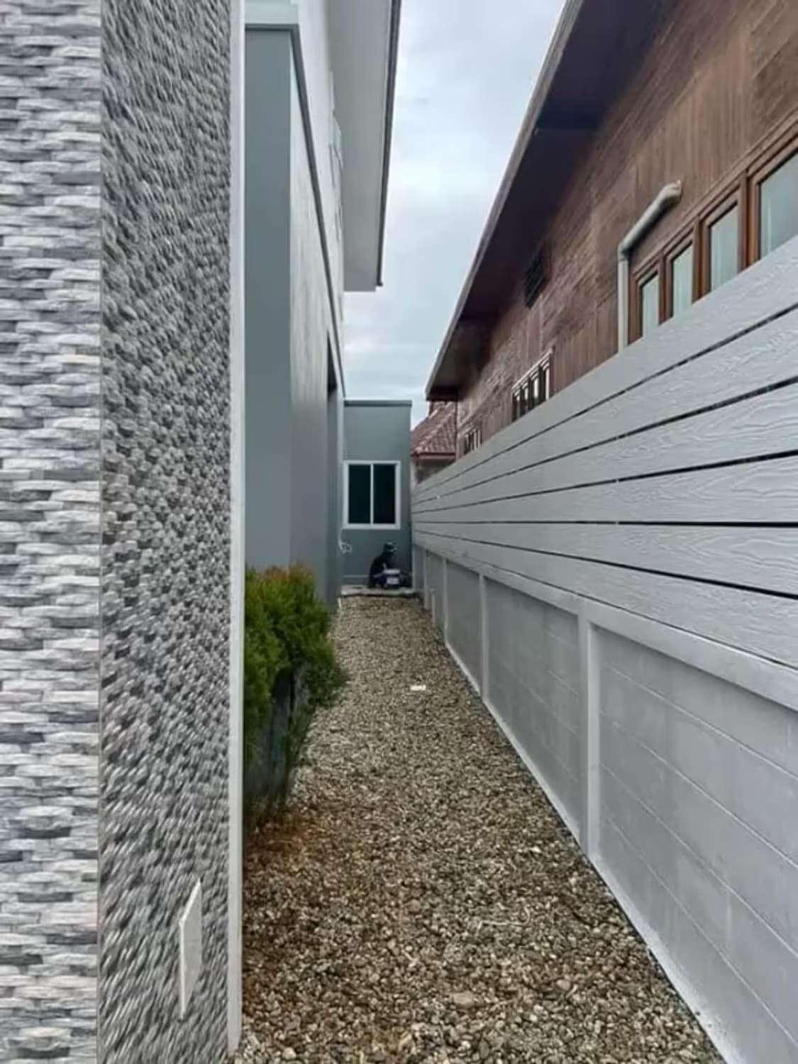 4 Bedroom House - Image 21