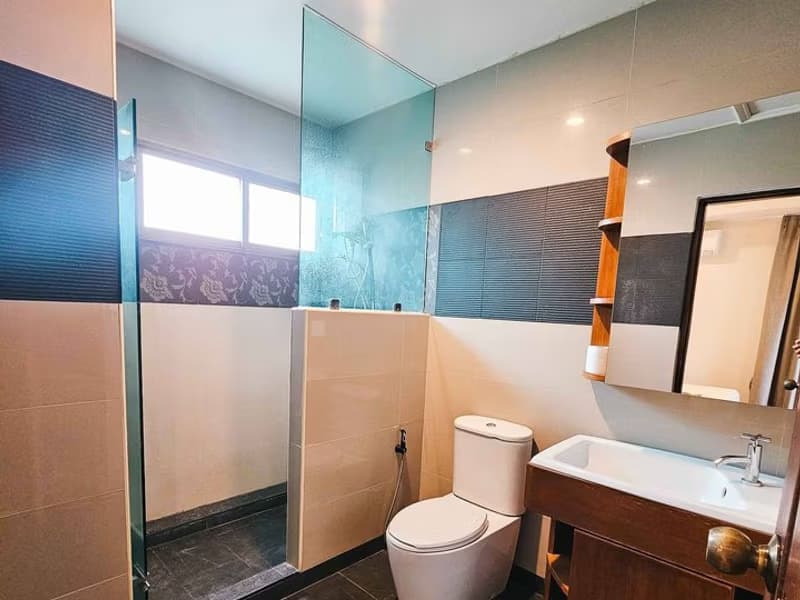 5 Bed House for Rent and Sale in Mueang Chiang Mai