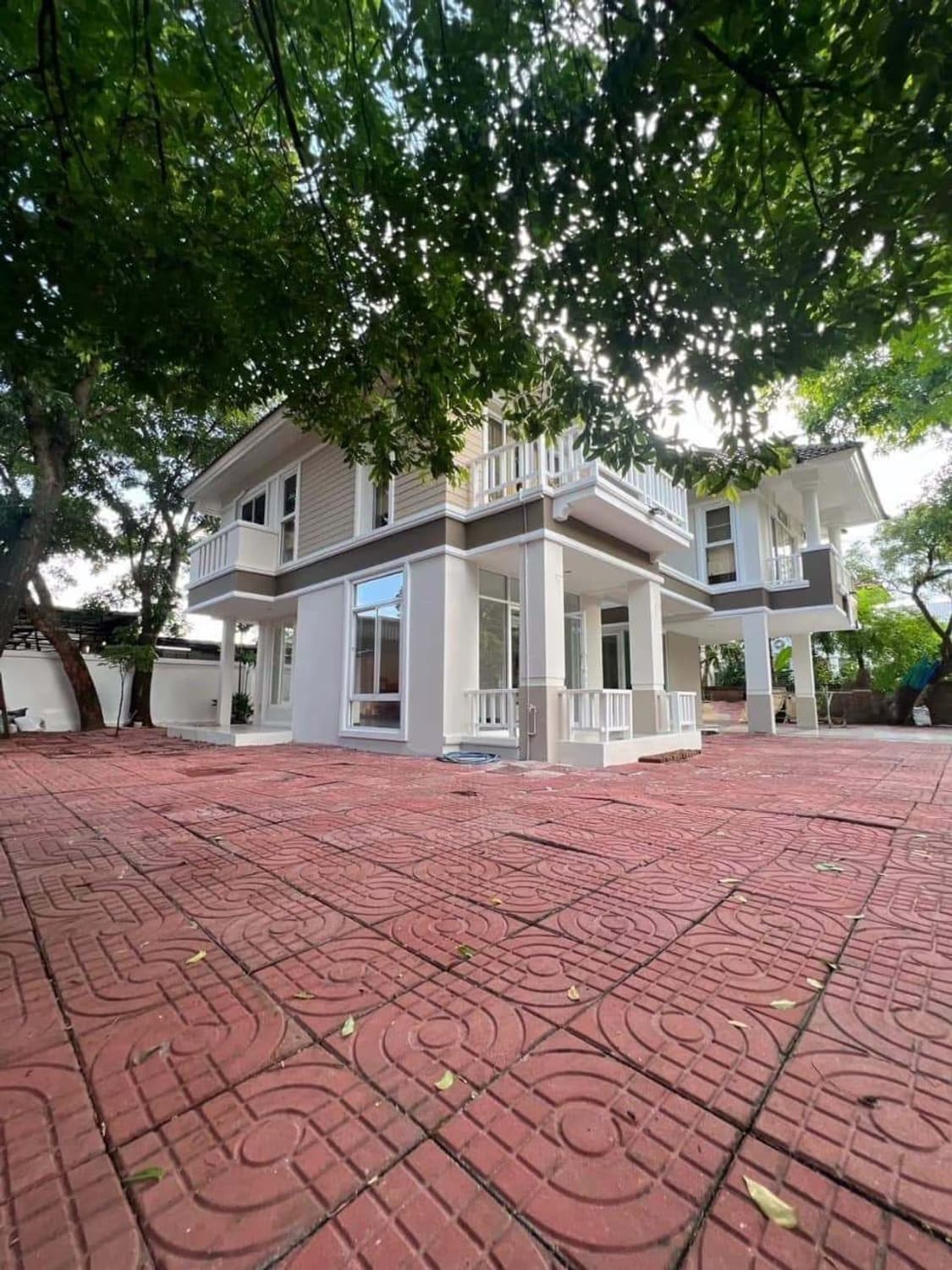 3 卧室 别墅 用于 出租 在 Mueang Samut Prakan - Image 8