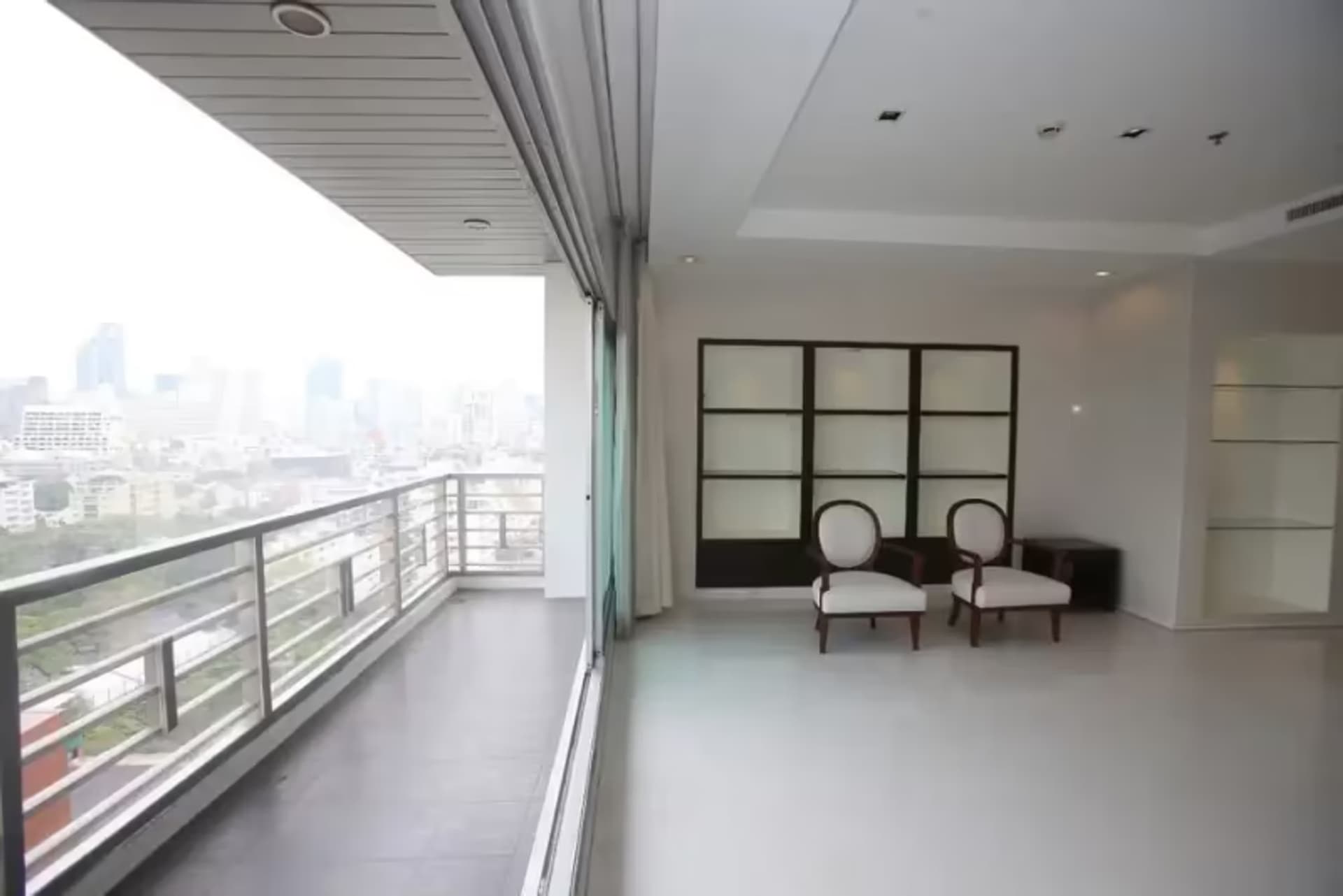 4 Bedroom Condo - Image 11