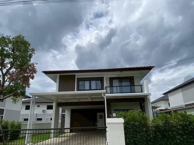 4 Bed House for Rent in Hang Dong