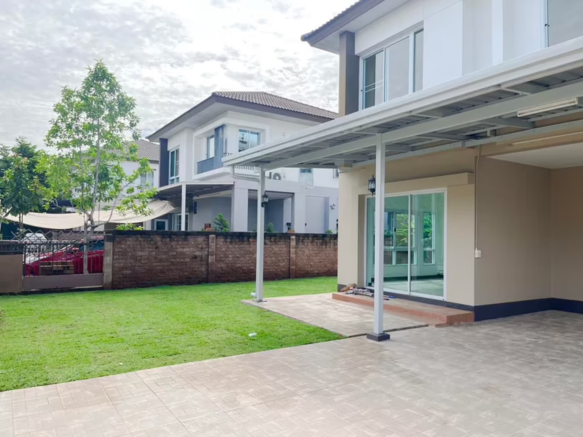3 Bedroom House - Image 10