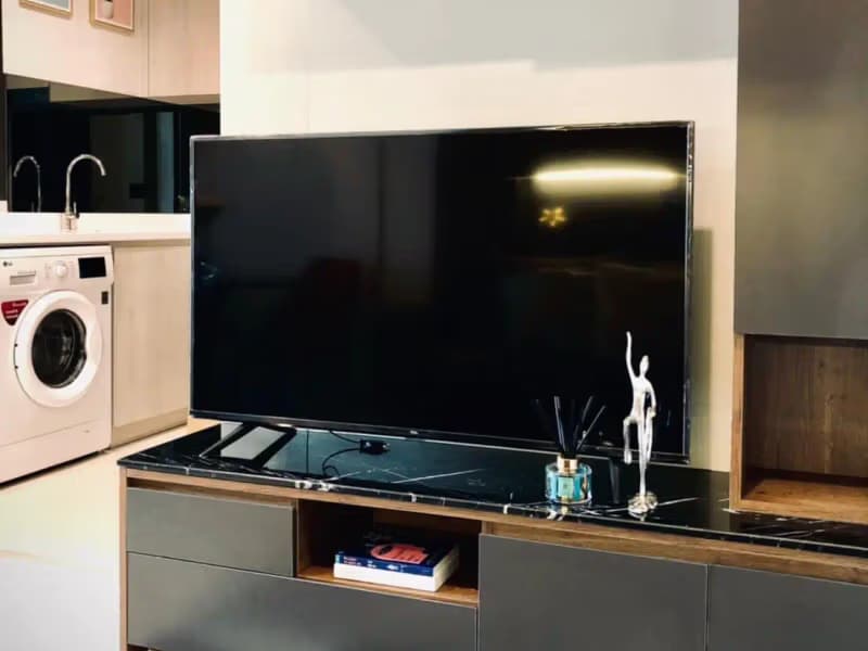 1 Bedroom Condo