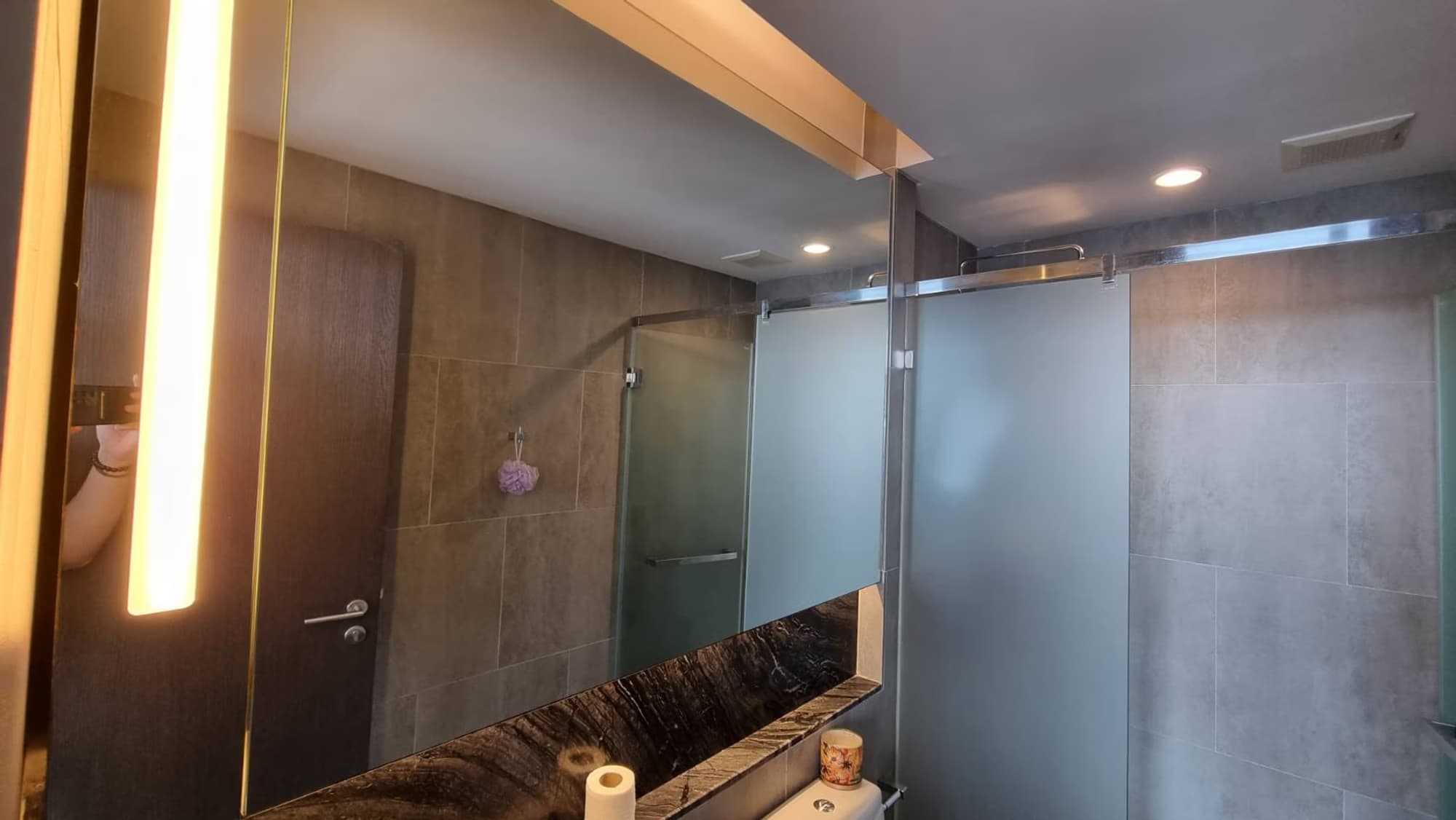 Condo for Rent at The Lumpini 24 - Image 7