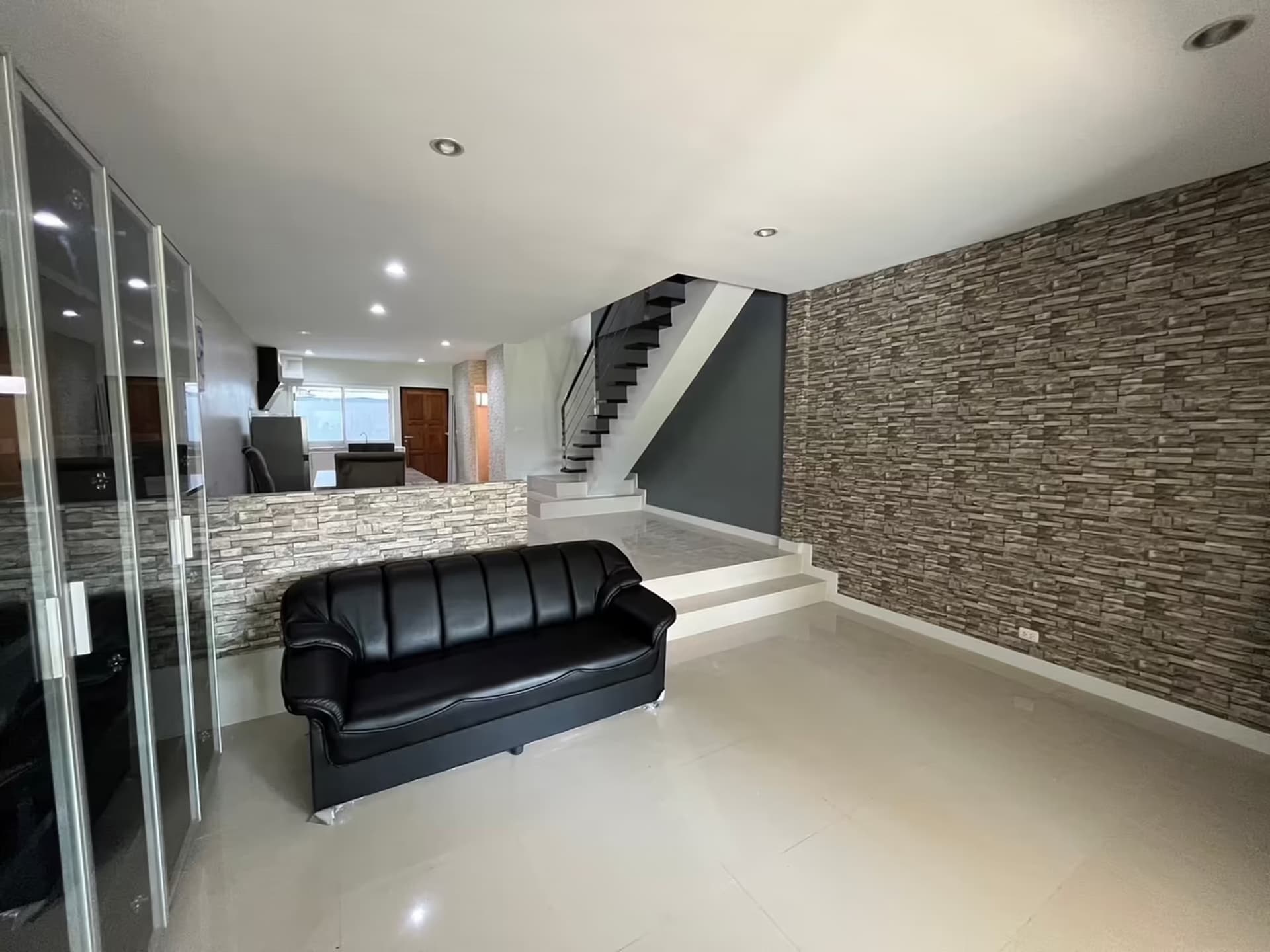 Townhouse for Rent at Summakorn Village - Image 3