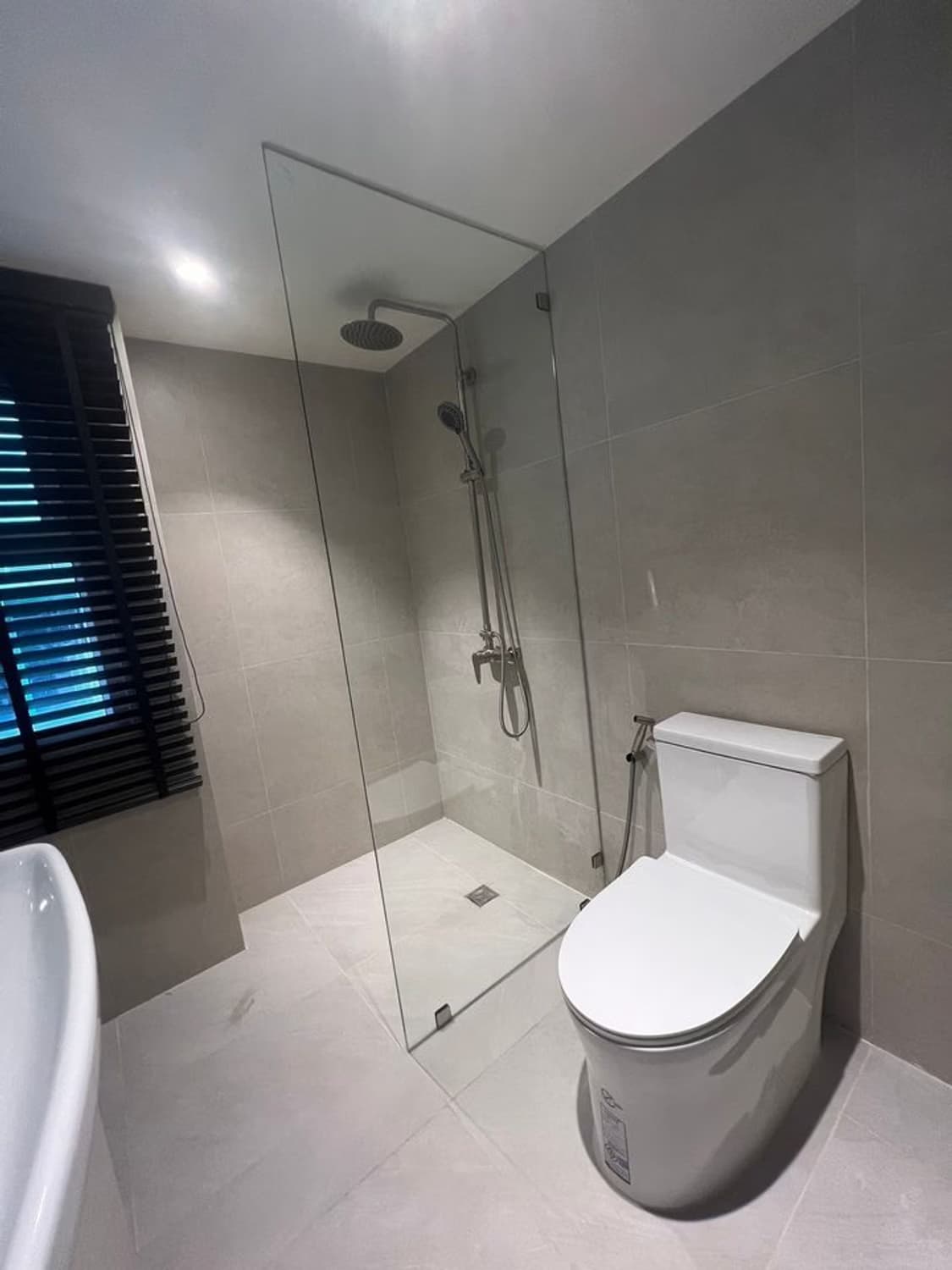 1 Bed Condo for Sale  Near Asok BTS - Image 4