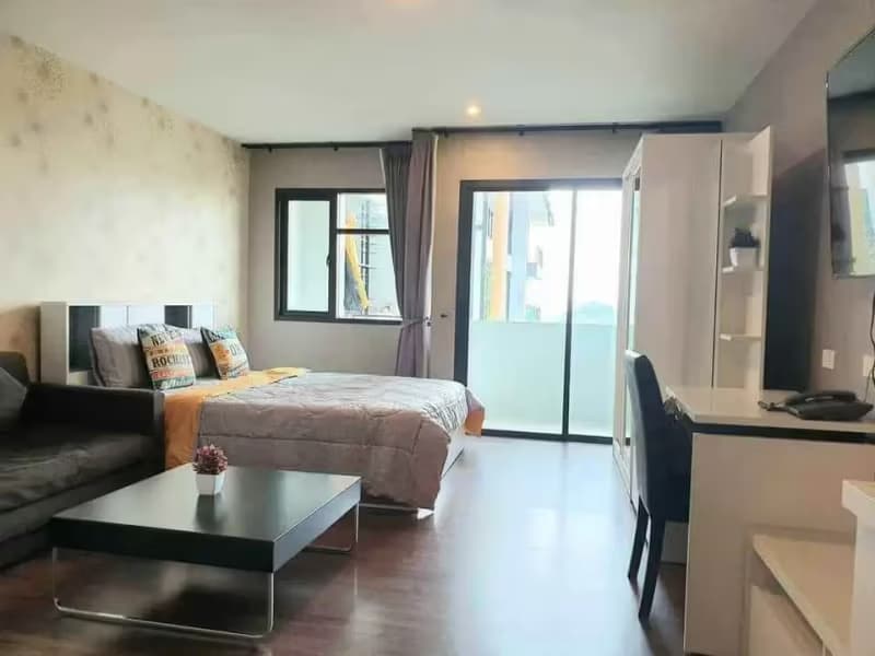 1 Bedroom Condo