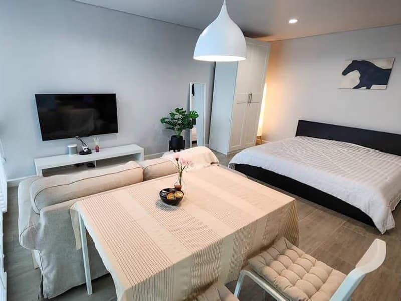 1 Bed Condo for Rent in Sathon