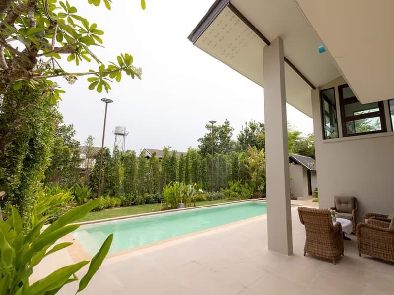 Pool Villa in Saraphi, Teak Traditional Thai Style