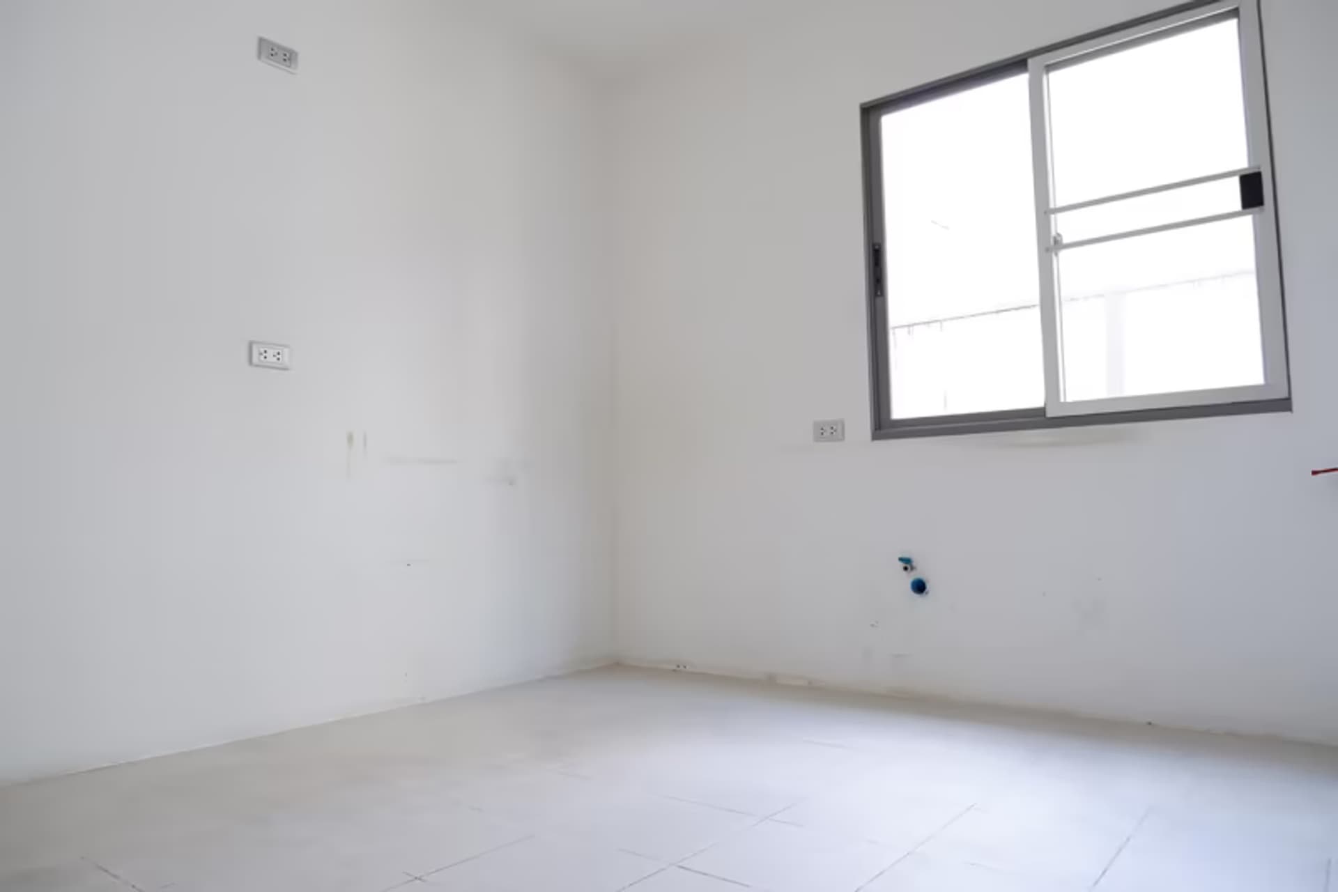 4 Bedroom House - Image 48