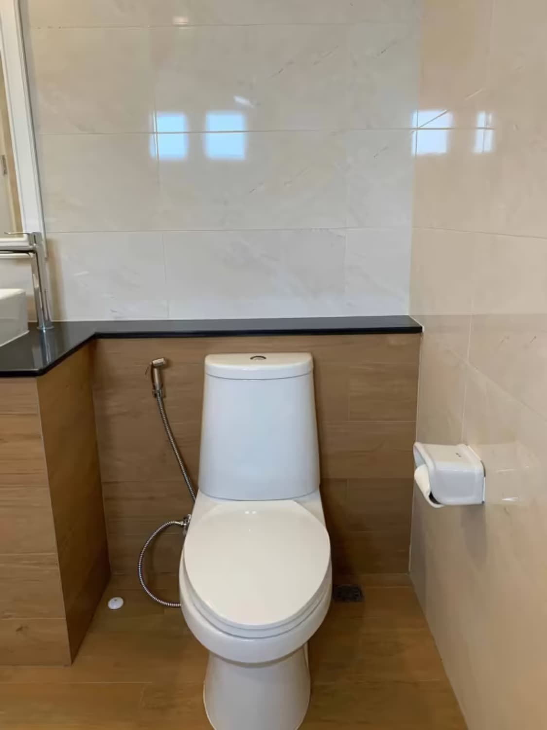 4 Bedroom House - Image 5