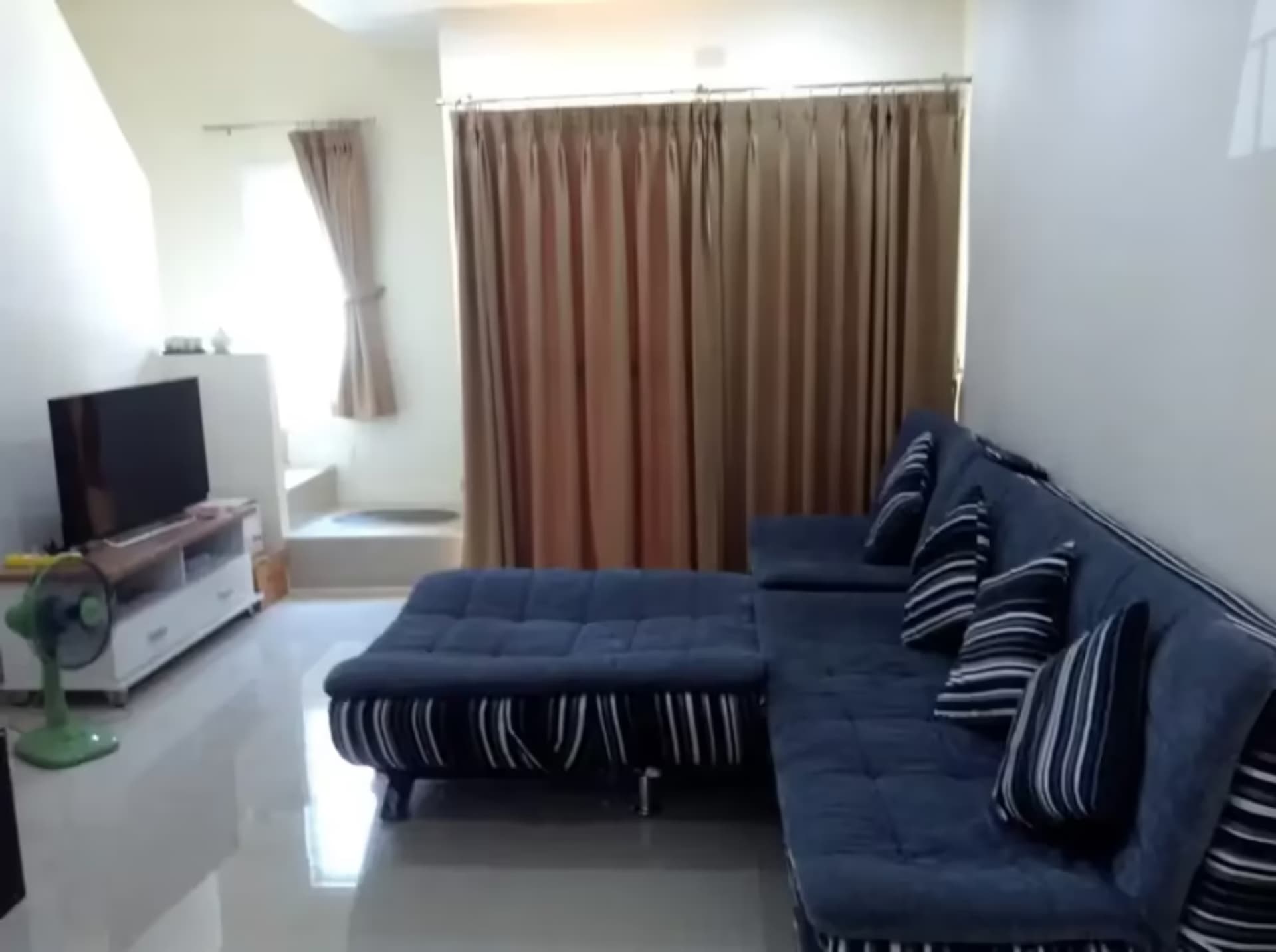 3 Bedroom House - Image 2