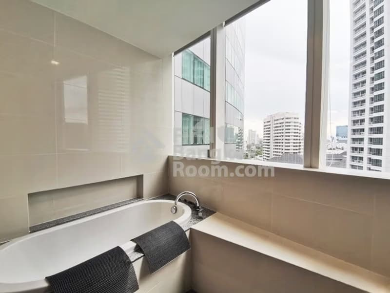 3 Bed Condo for Sale  Near Asok BTS