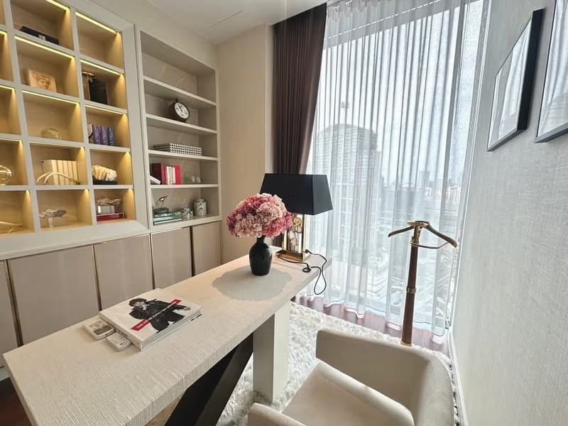 3 Bed Condo for Rent in Watthana