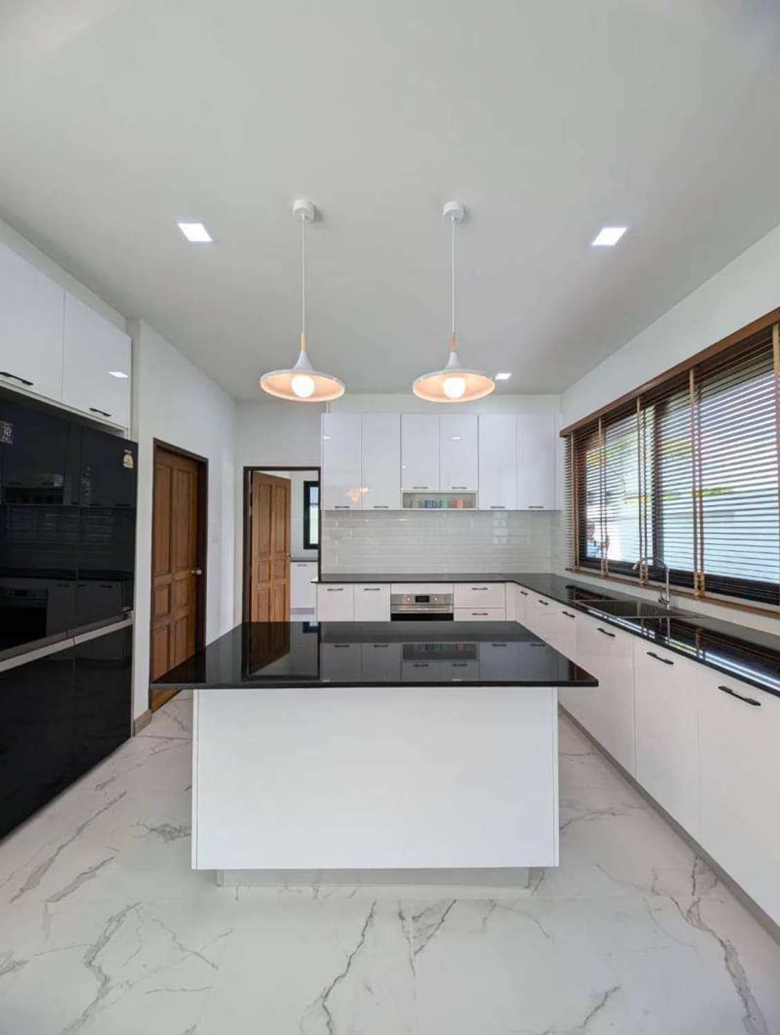 4 Bed House for Sale in Hang Dong District - Image 13