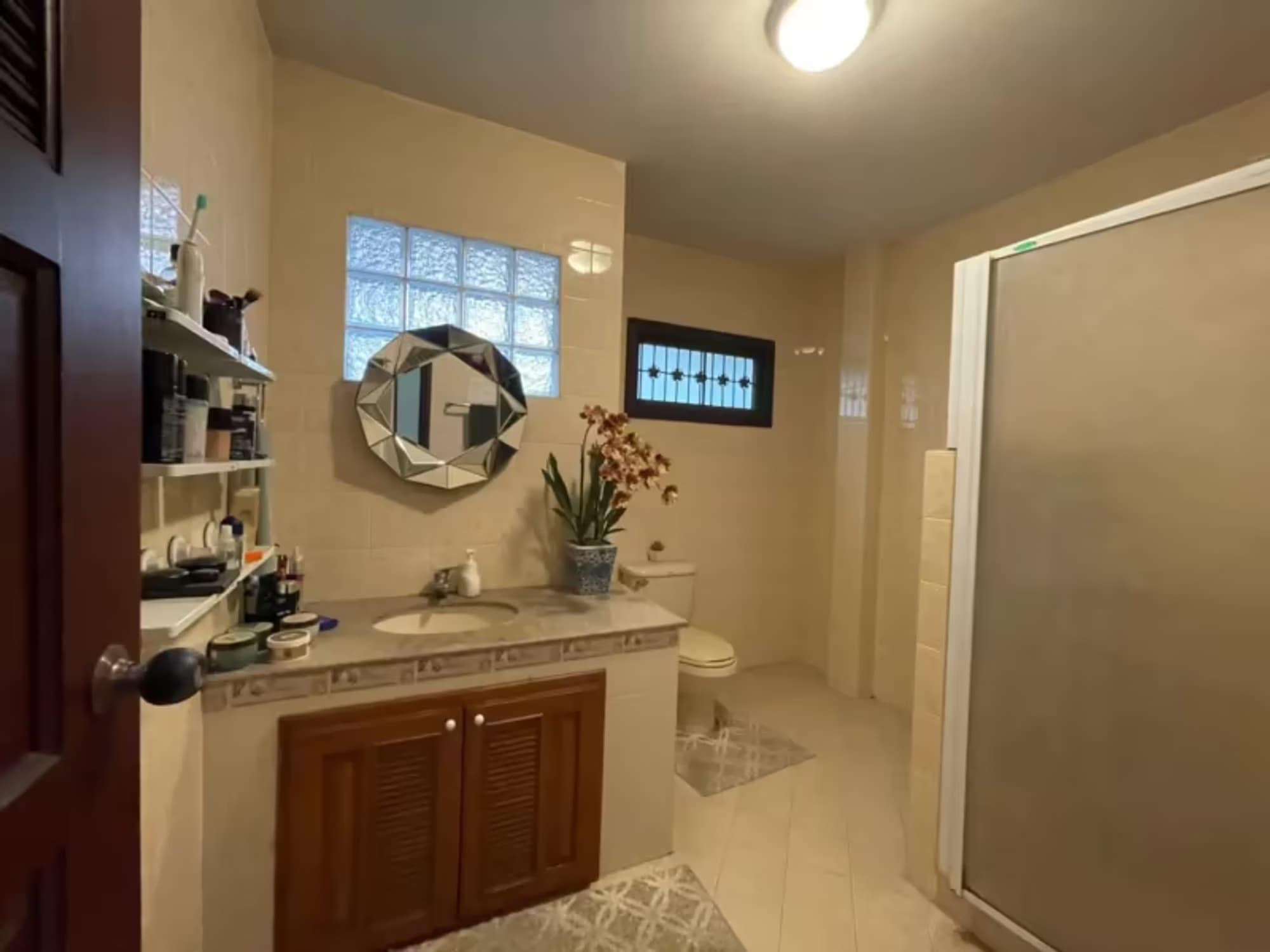 3 Bedroom House - Image 10