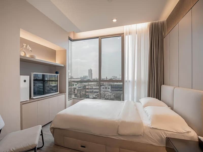 1 Bed Condo for Sale in Sathon