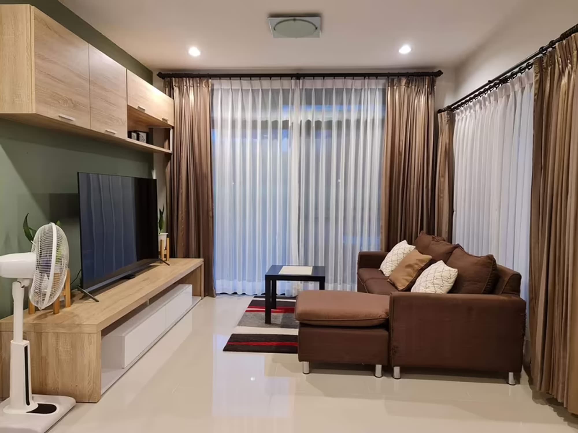3 Bedroom House - Image 3
