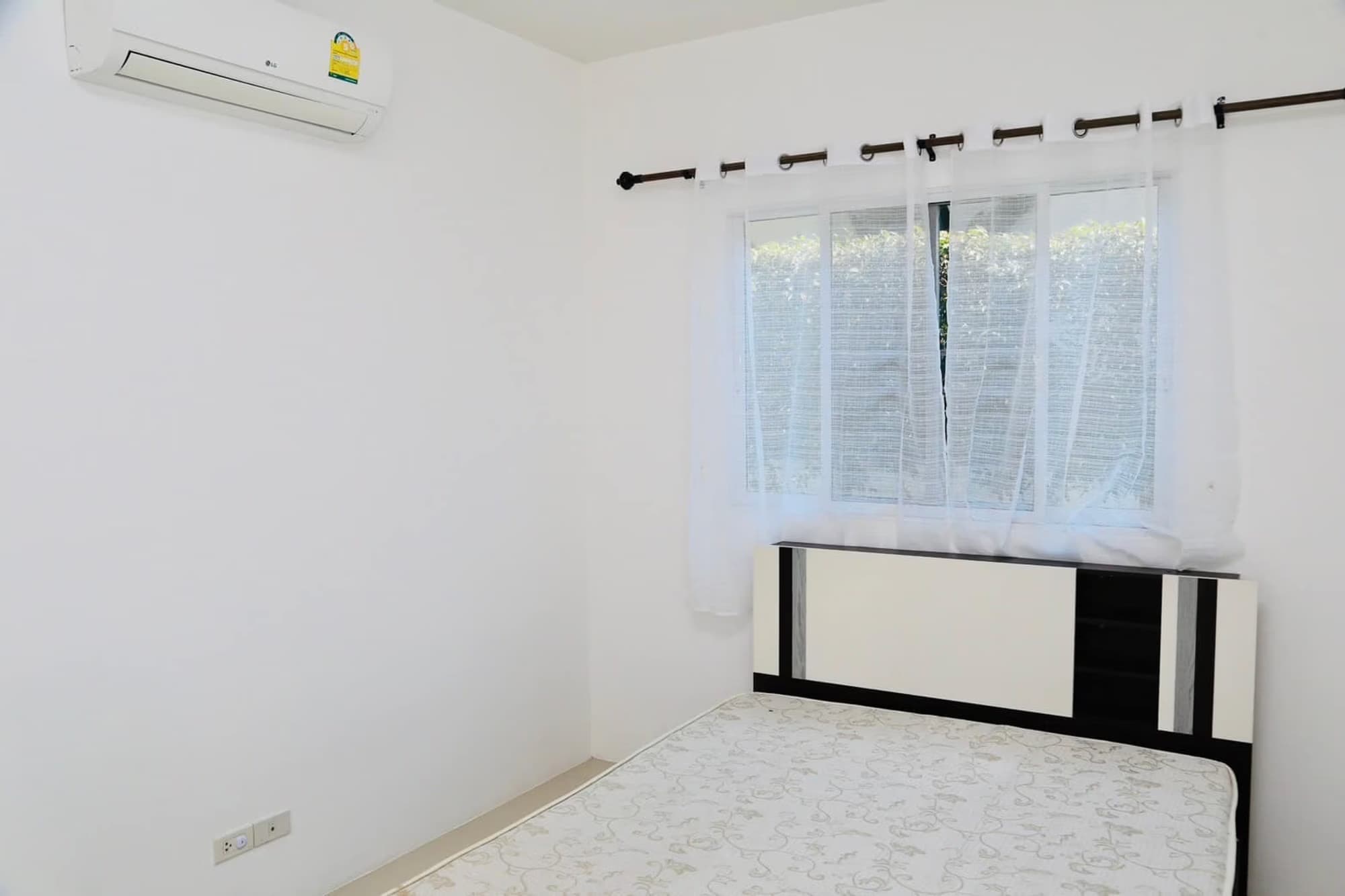 House for Sale in San Na Meng, San Sai. - Image 6